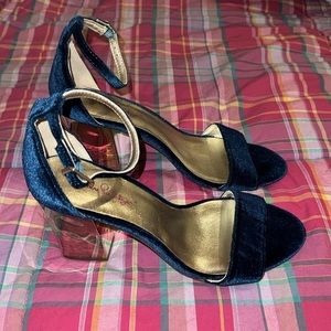 Like New Lilly Pulitzer Size 8.5 Dark Blue Teal Suede Heels Prom Wedding